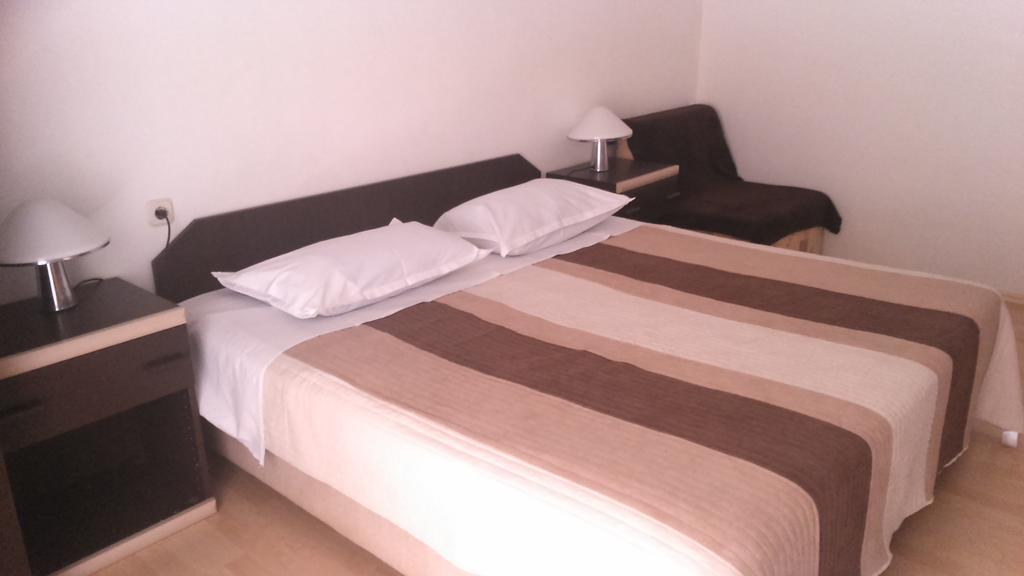 Apartments Lorenco 브렐라 외부 사진