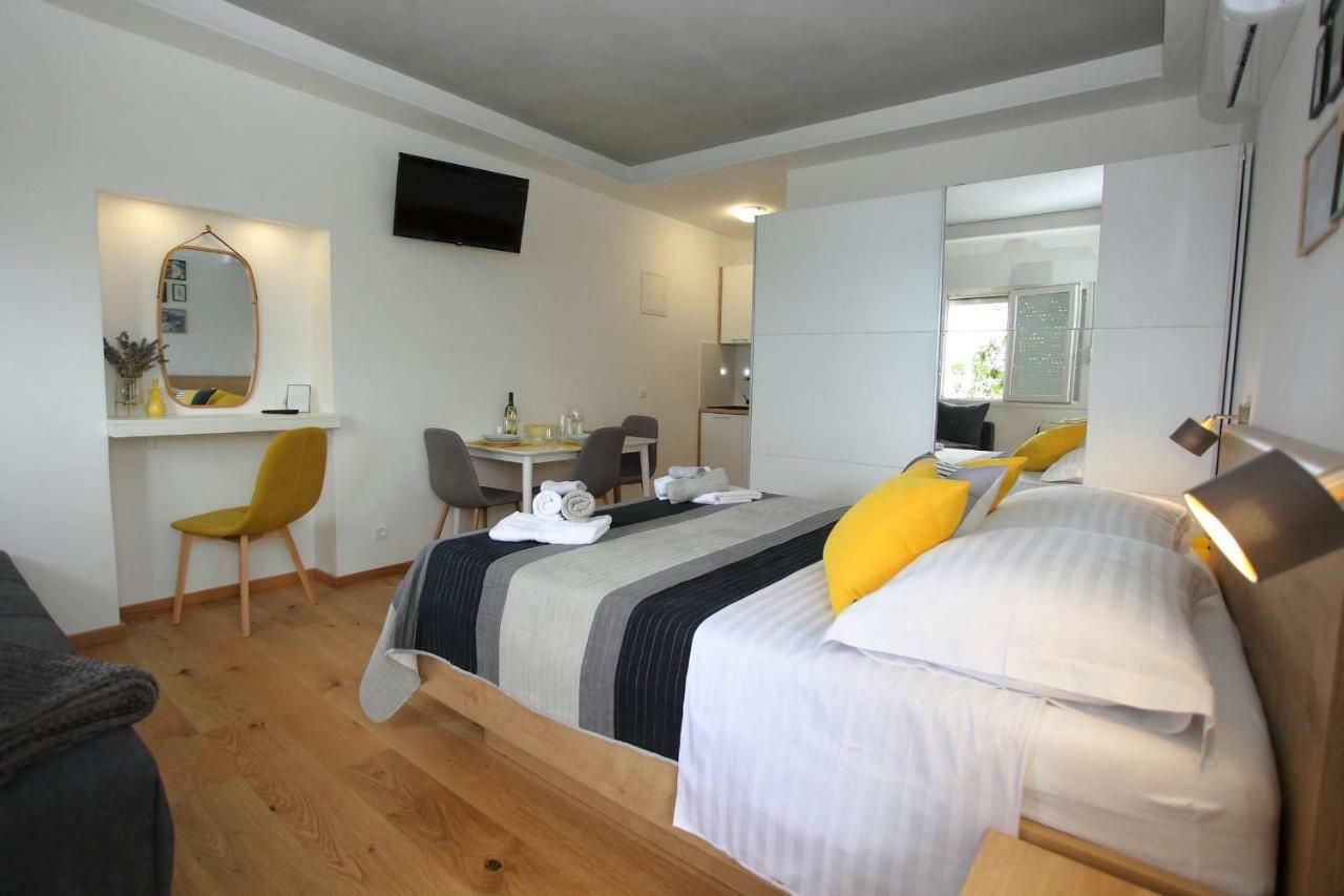 Apartments Lorenco 브렐라 외부 사진